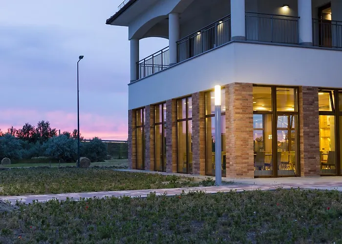Hotel Family-hotel Balástya